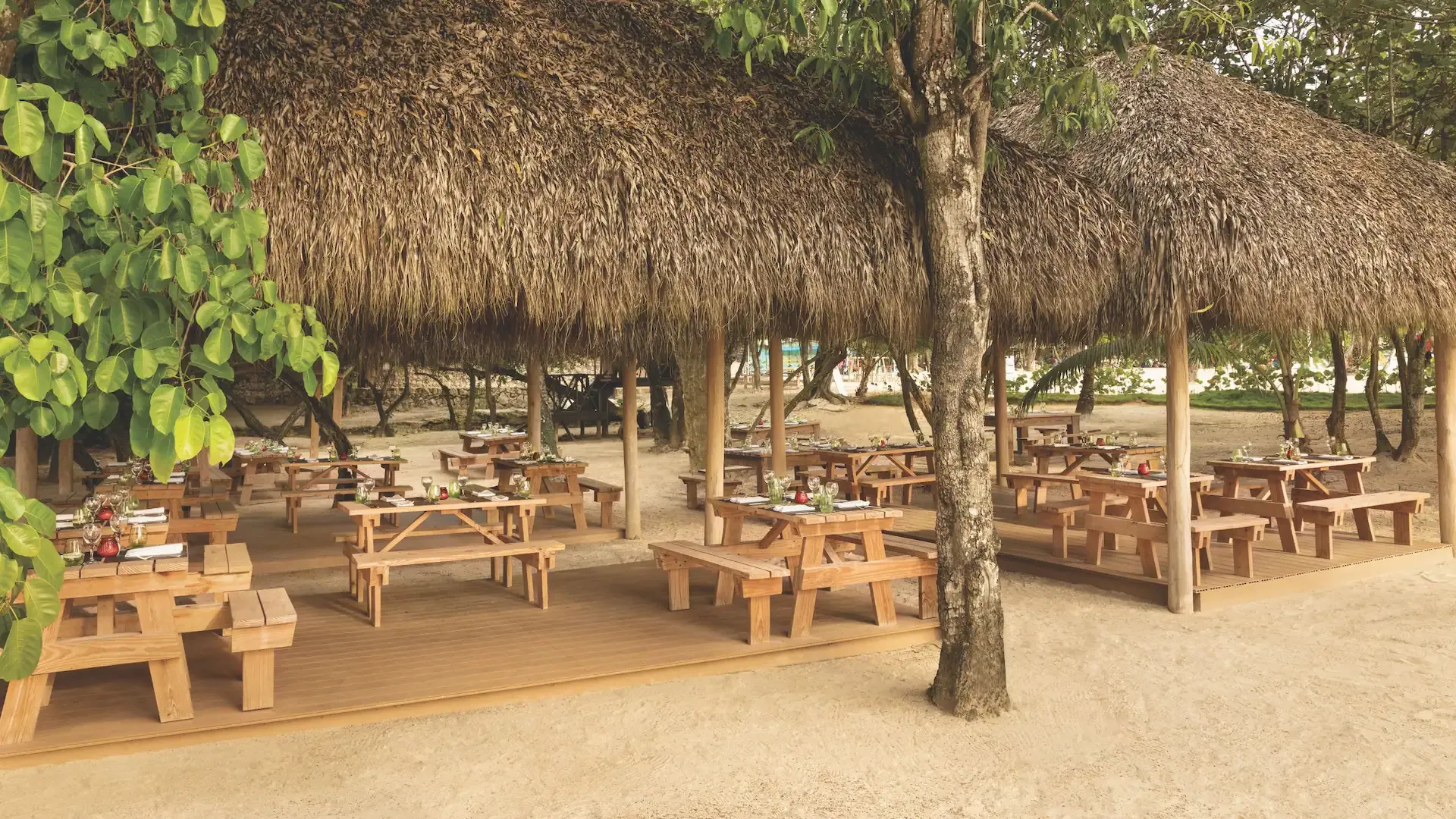 SECRETS LA ROMANA