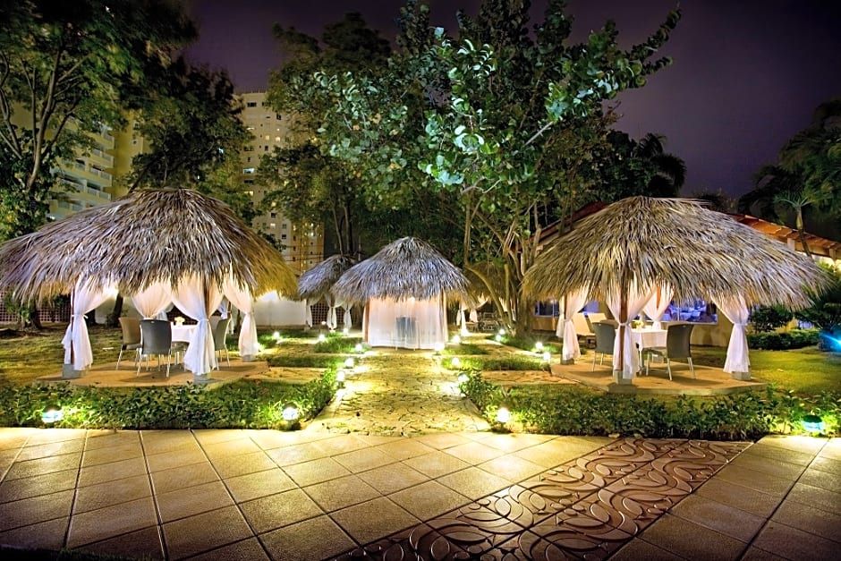 DOMINICAN FIESTA HOTEL & CASINO SANTO DOMINGO