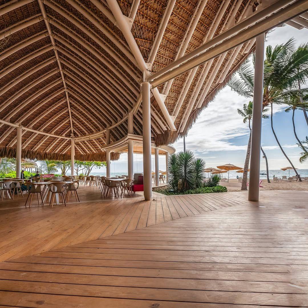 venue con frente de playa en punta cana