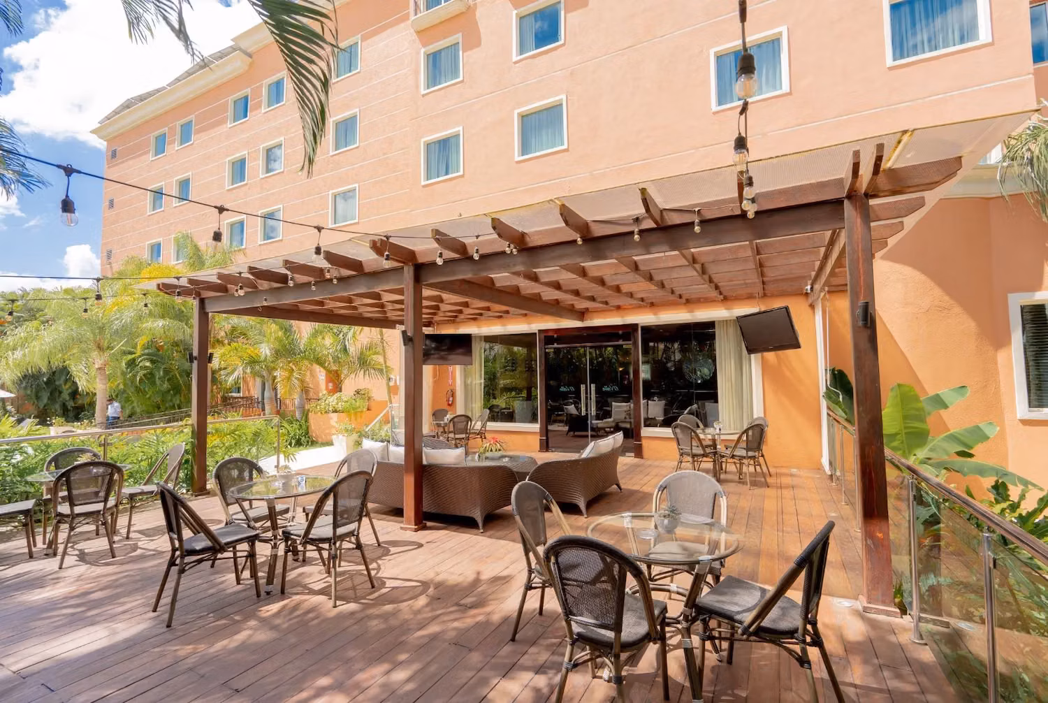 HODELPA GARDEN COURT SANTO DOMINGO